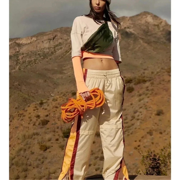 New Free People End Zone Track Pants Wide Leg Nyon Cargo FP Movement Small - Picture 11 of 13